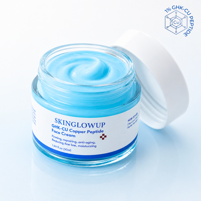 GHK-Cu Kupferpeptid Creme 50ml, geöffneter Glastiegel mit türkisblauer Cremetextur